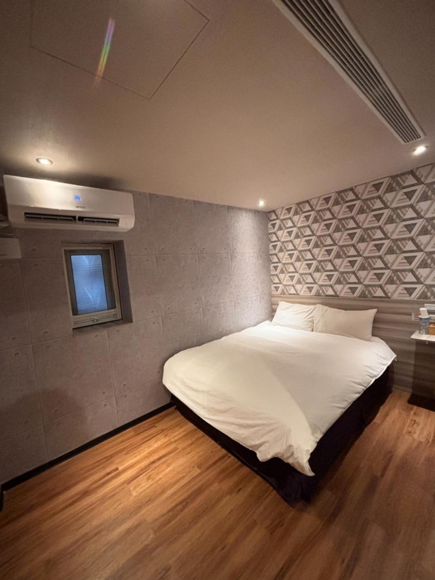 Smile Comma Bed & Breakfast Đài Bắc Ngoại thất bức ảnh